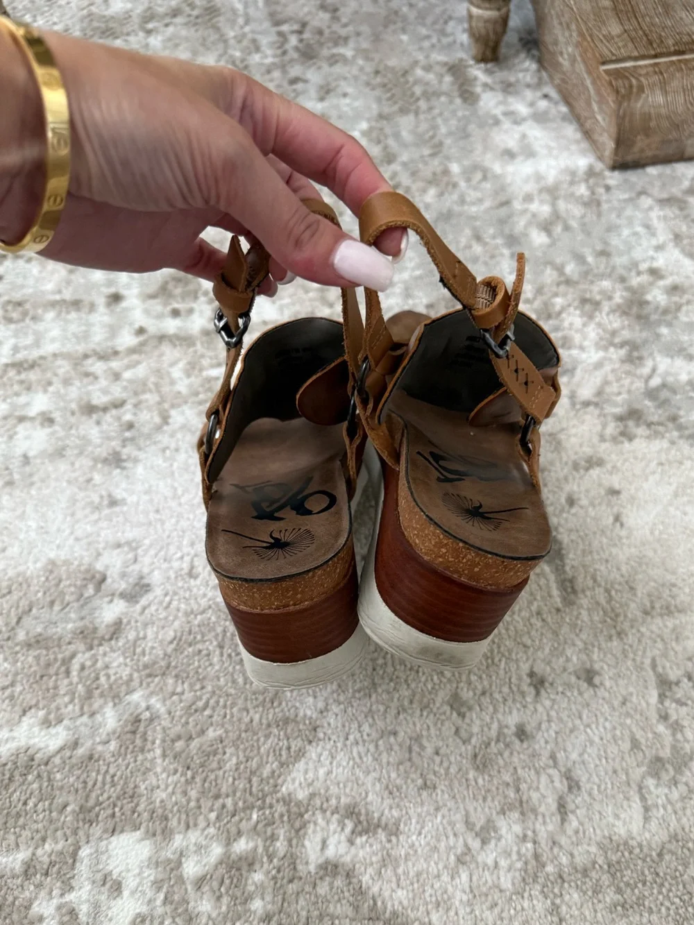 OTBT leather upper